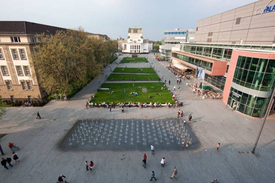 德國杜伊斯堡柯尼希-海因里希廣場