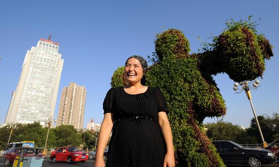 �D��-�r���b�����ľ�Rӭ�W�\ ������΢Ц