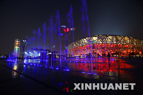  8��3���������B������������Ȫ����ӳ�¸�����������ҹ�ġ��B�����͡�ˮ��������׃�ö�ʵ�������Ȫ���c�Y�·������ˡ� ���A��ӛ�߅���푔z 