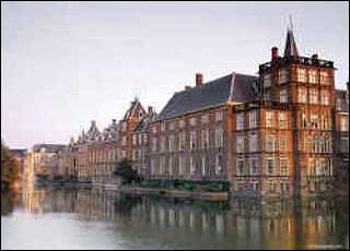 ���m����