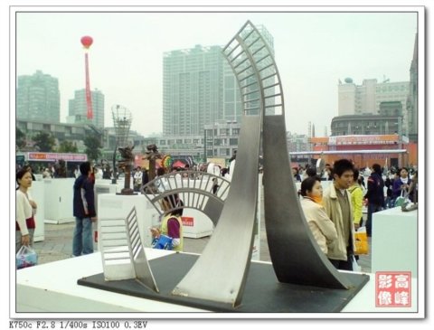 �W�\���ܣ�չ�F�����Ļ�