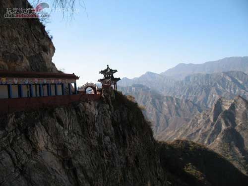 �山�������@��