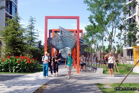 �W�\(y��n)��