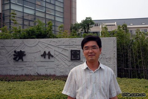 �ܺ��϶����L������@��סС�^���̎