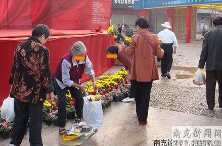 ���r���Ĵ󠔴����ع�