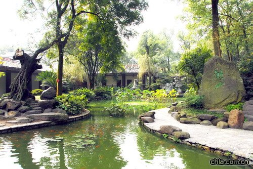 �ؑc��ɽֲ��@