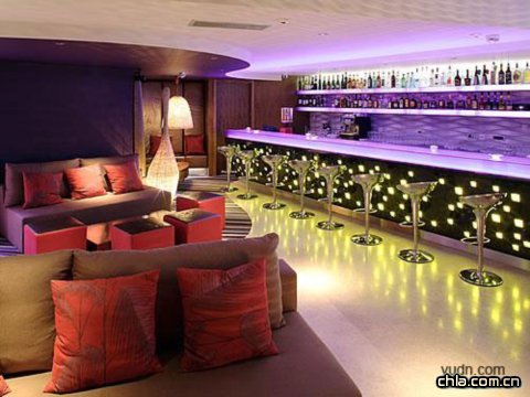 ���_�؁�Adriana�u�I���Ƶ�