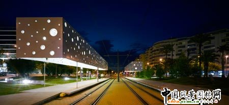 �����������\��܇վ������һ��Ĺ������g