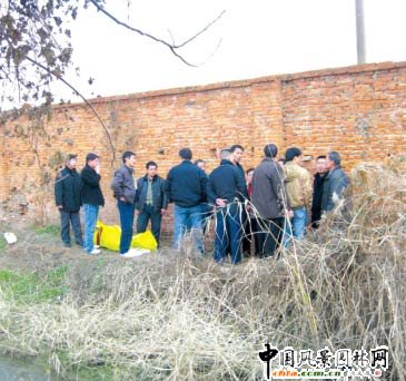 ���T�@�־��L����