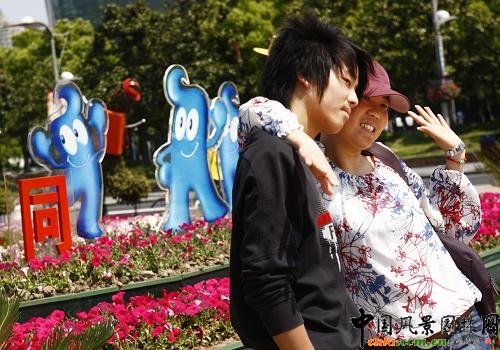 �Ϻ�����ϲ�c������(hu��)��Ӌ(j��)�r(sh��)һ����(�M�D)