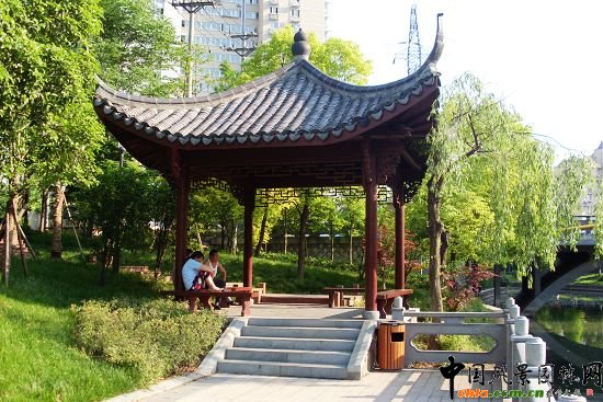 �����б����R�I�G������