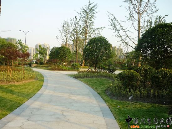 ����ʯ��·�����^�ξG�����̢��