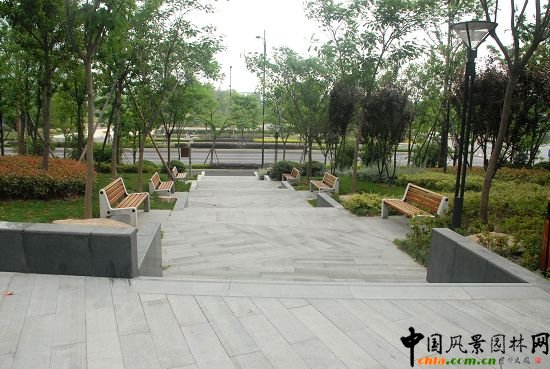 �������X���³�һ̖������_���^����