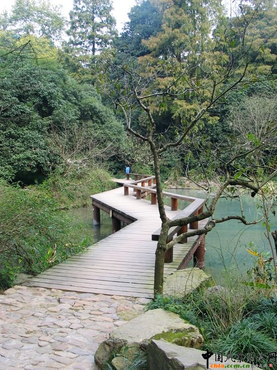 ���ݾ�Ϫ��÷�X�C������1��(bi��o)���^����