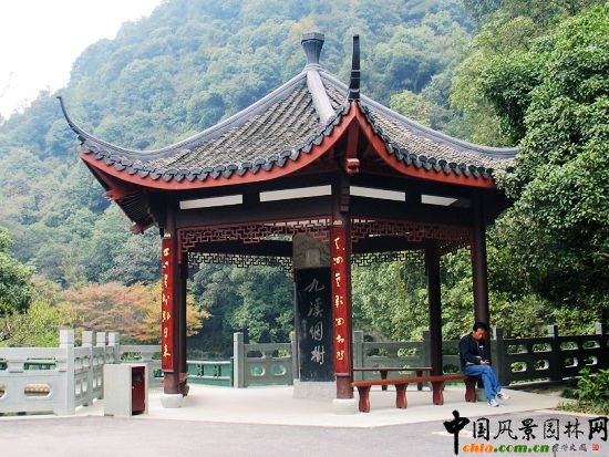 ���ݾ�Ϫ��÷�X�C������1��(bi��o)���^����