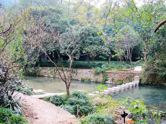 ���ݾ�Ϫ��÷�X�C������1�˾��^����