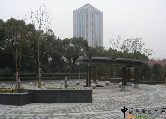 �����С���(y��u)��G�����̡�