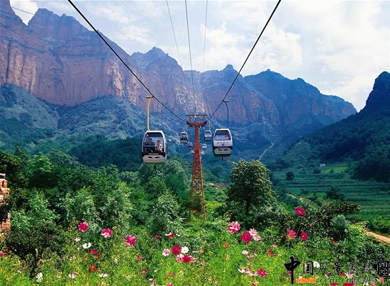 �ӱ��䰲�����䮔(d��ng)ɽ���^(q��)