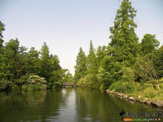 �������^(q��)