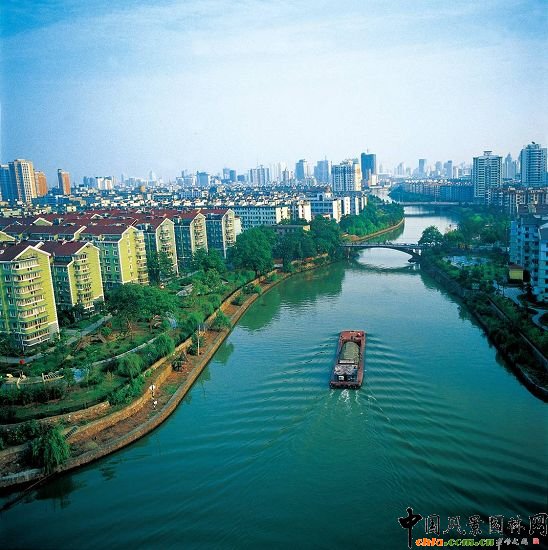 �\�ӾC������