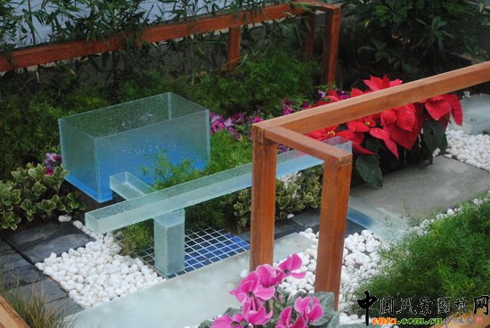 �������v��������@��С���@�O(sh��)Ӌ(j��)�c�I(y��ng)�족չ��Ʒ