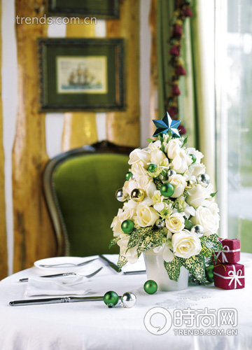 �˲��E�㶨ʥ�Q�廨(�D)