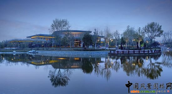 ���V�ĺ��桢�峺�ĺ�ˮ�����ĵ�Ӱ���m���˹���������ϵ����Ȼ���^