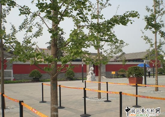 �W�\�山���؅^�R�r�Oʩ�G������һ�˶������R