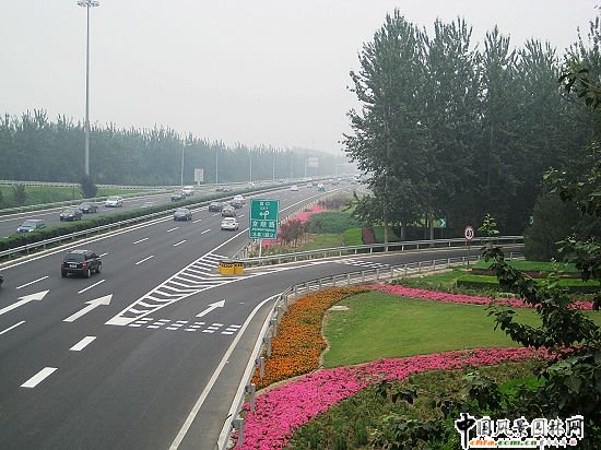 �׶��C(j��)������