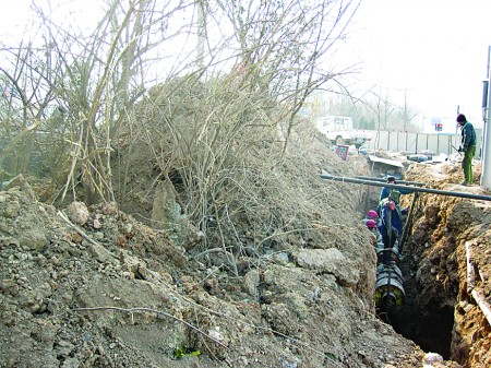 ɽ�|������·�G���������� ʩ����λ���m(x��)��ȫ�ܲ�ͣ��