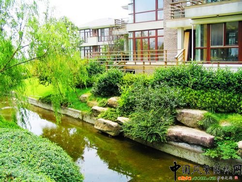 �����϶������ߠ���e�����^�O(sh��)Ӌ(j��)