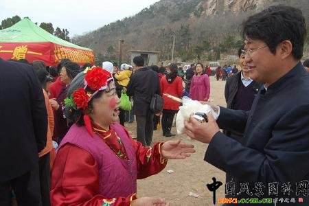 ���~�u�O�����׌ù���R��