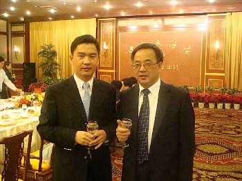 �����c�ӱ�ʡʡ�L(zh��ng)�����A��ʯ���f���Ї�(gu��)��Ƶ꣬���ںӱ�ʡ��(n��i)Ͷ�Y���}ǢՄ