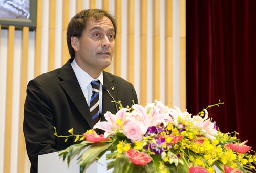 �����_�������d�����LIgnasi Cardelus���o