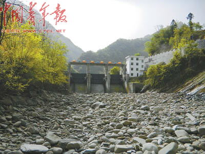 ������Ӱ��๫�ｨ16���վ�Ɖ����B