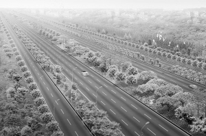 �谲����G�������_ʼ��ʩ 2��Ȍ��ɏB�T����ӭ�e��