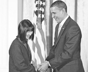 女建筑師林纓--奧巴馬為她頒發國家藝術獎