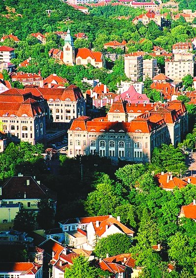 ���u�������