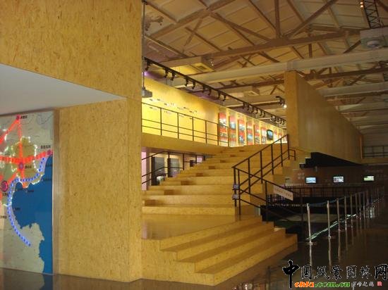 ��ɽ����չ�[�^����