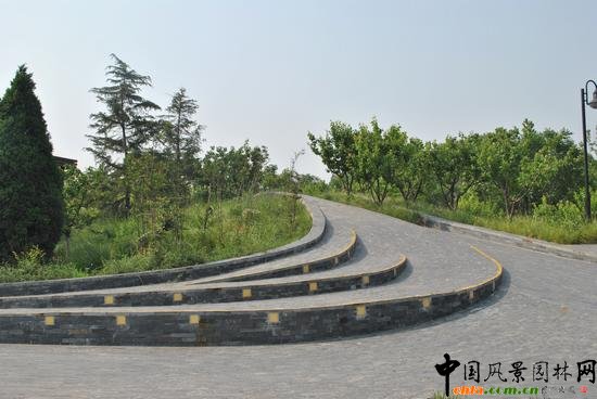 ��ɽ�P��ɽ���@����