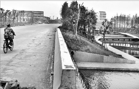 ��h"�Ї�����ˮ��·"���w�깤 ˾�C(j��)�@�@(�D)