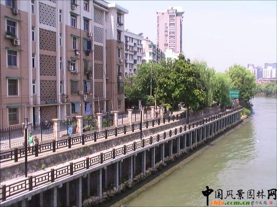 �����\�����ǅ^5A�����^��������