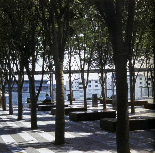 �Θ�(sh��)�V��(ch��ng)