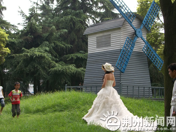 �c(di��n)������D