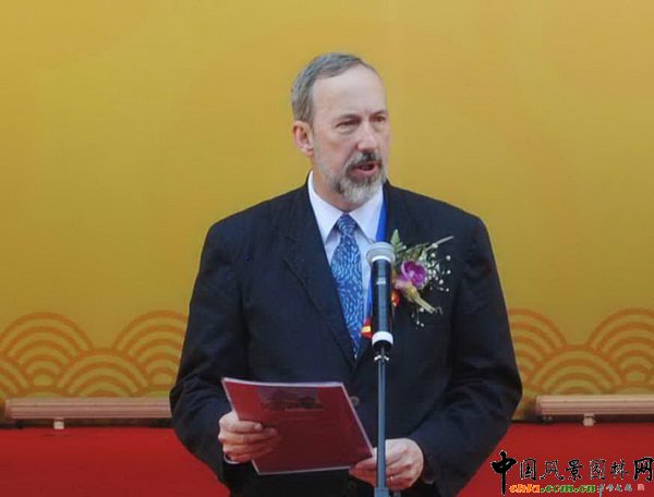 Ӣ��(gu��)��(��i)�����ʼ�ֲ��@���� ˹���ġ����R��Ħ��ʿ