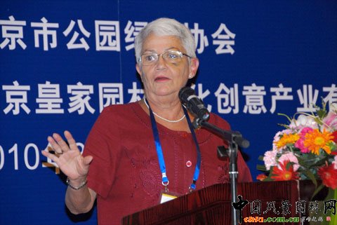 ���ʼ҈@���c���аl(f��)չՓ�����ھ��_(k��i)Ļ