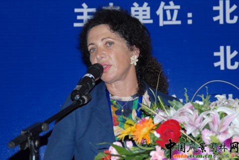 ����ϣ�r�؅^���ξ��L�淨���R�ߠ��Ǳ�ȺRivau�Ǳ������׼~