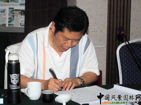 �u���M�M�L�����u����Ҋ