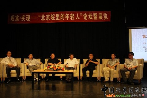 �������}Փ��