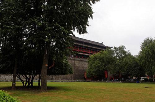 ����(�DƬ��Դ������Ұ�H�ߵ�·)